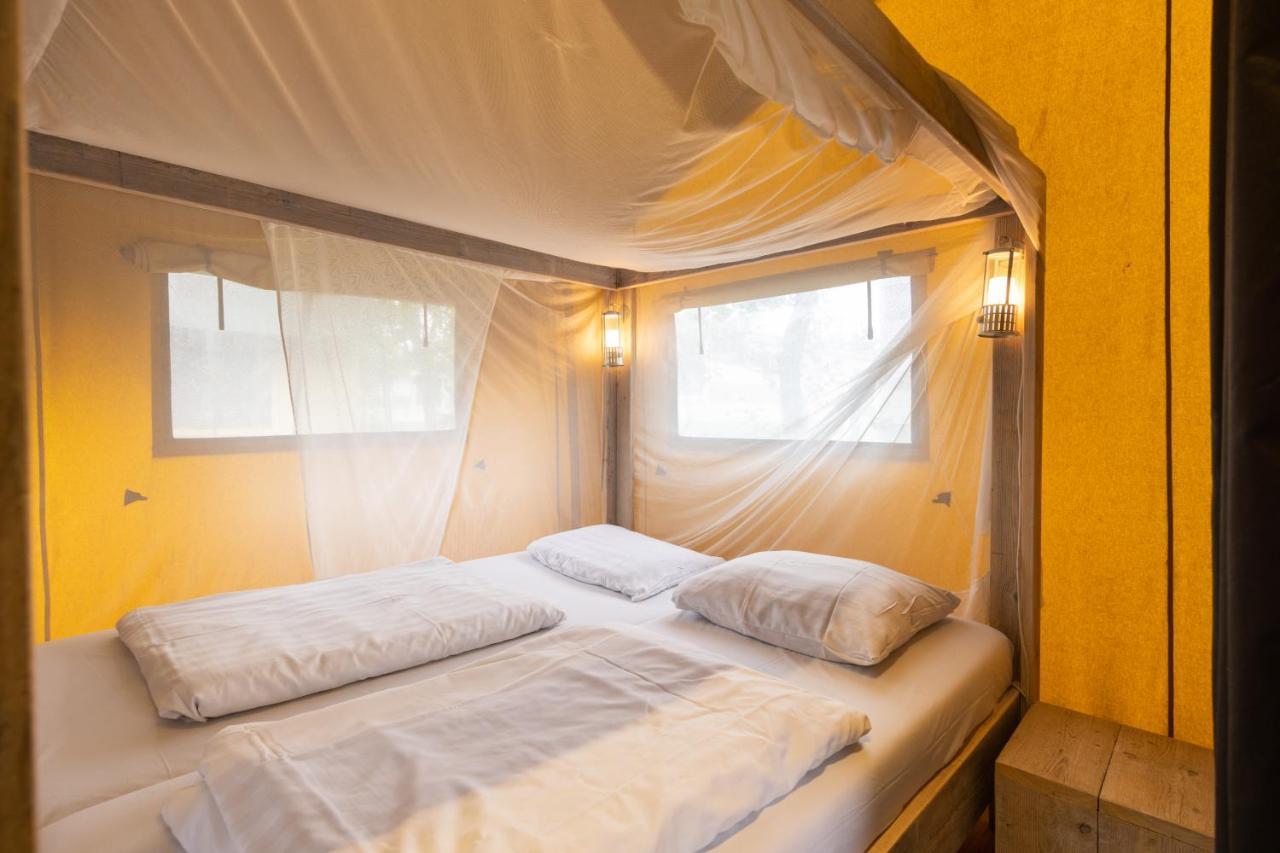 Glamping Lauwersmeer Vierhuizen Phòng bức ảnh